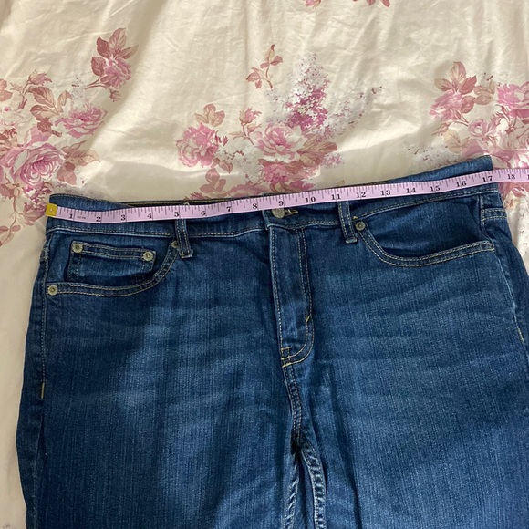 🍌Banana Republic Factory | Girlfriend Jean - Picture 3 of 9